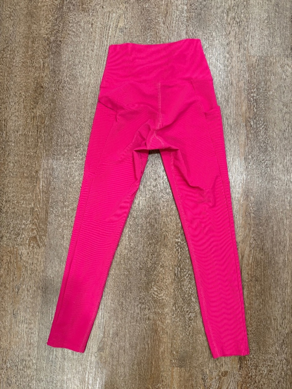 BEACH RIOT Ribbed 2-Piece Activewear Set - Hot Pink (Like New) - Picture 3 of 8